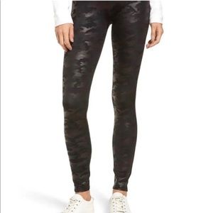 Spank XS faux leather leggings camo print